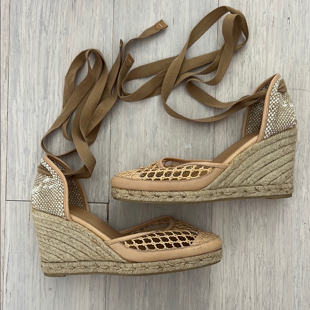 Elegant Castaner Tan Netted Lace Up Wedge Espadrilles 8.5 / 39